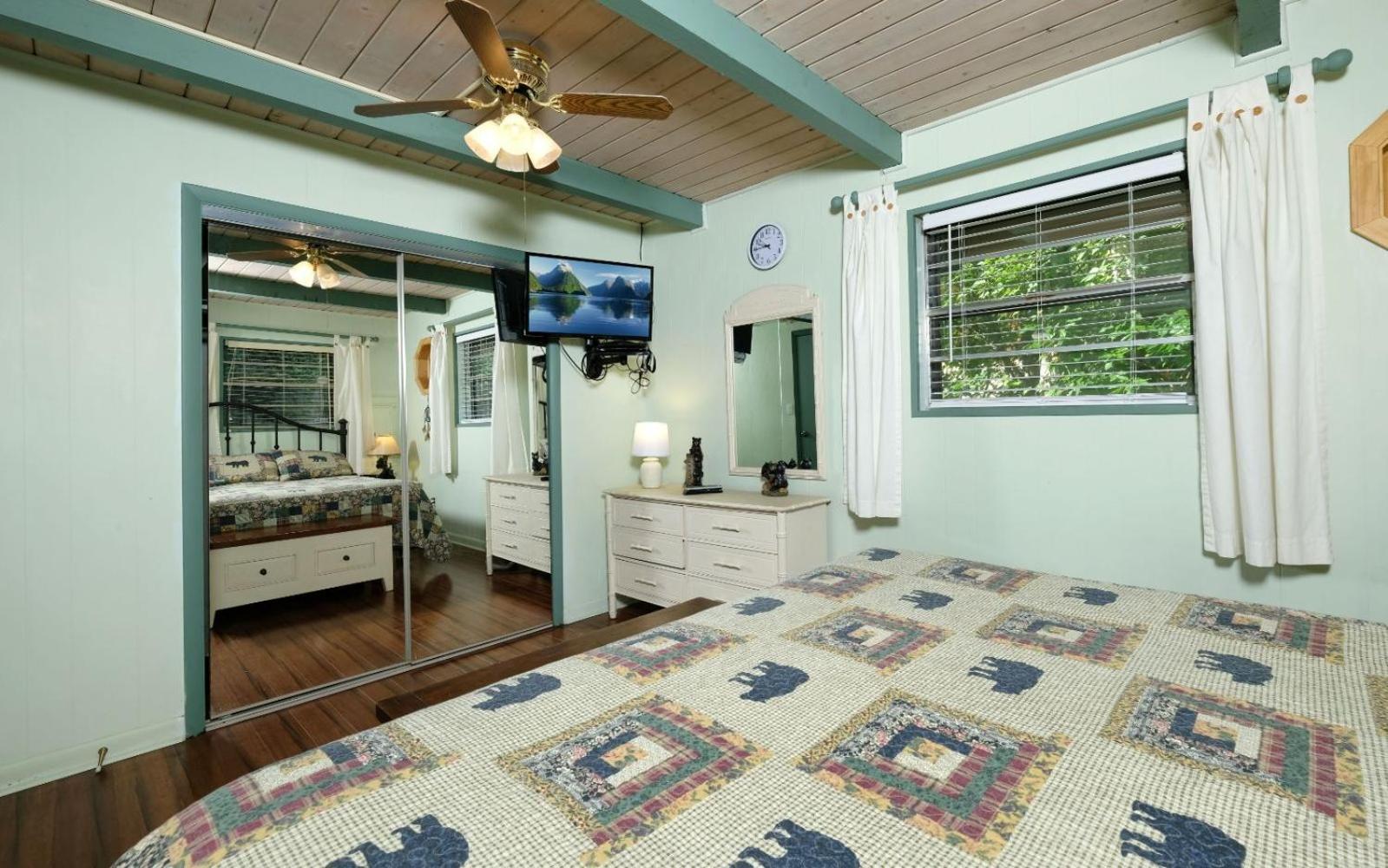 Cozy Bear 856 Villa แกตลิงเบิร์ก ภายนอก รูปภาพ